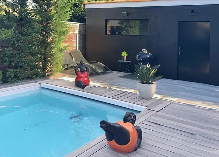 Villa La Dolce - Maison 100m2 Avec Piscine Chauffee De Mi Mai A Mi Oct En Fonction Du Temps Et Temperature A Cauderan